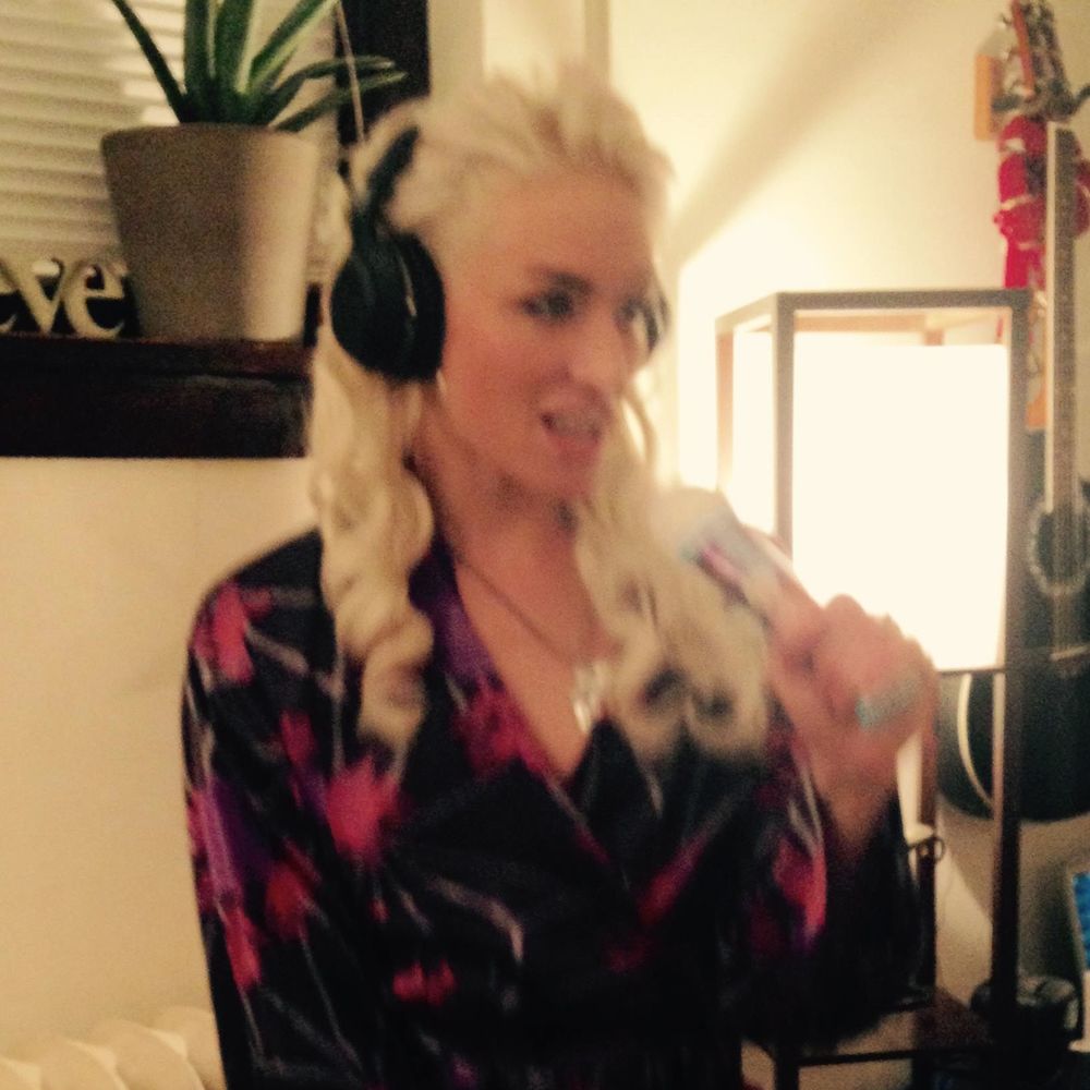 Meet your Posh Ambassador, Whitney